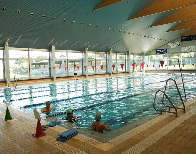 Piscinas de Hondarribia (Gipuzkoa). Foto: Polideportivo Hondartza