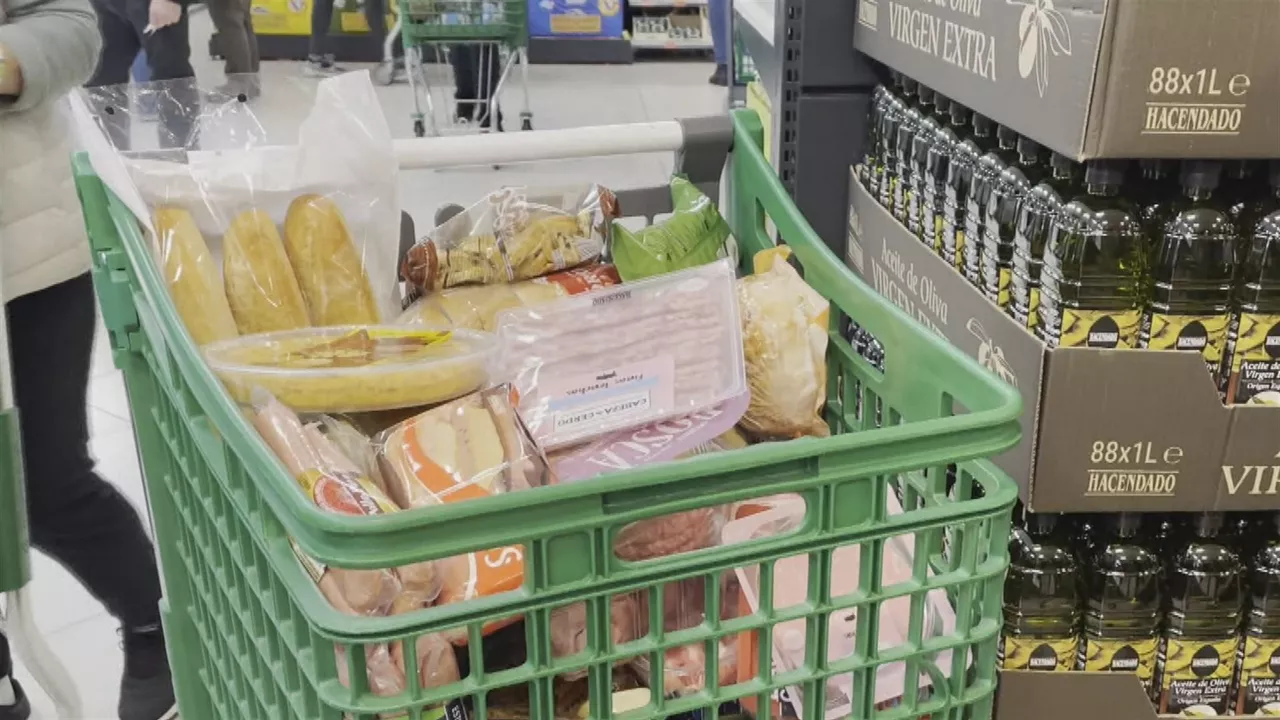 Erosketak. EITB Mediaren bideo batetik ateratako irudia.
