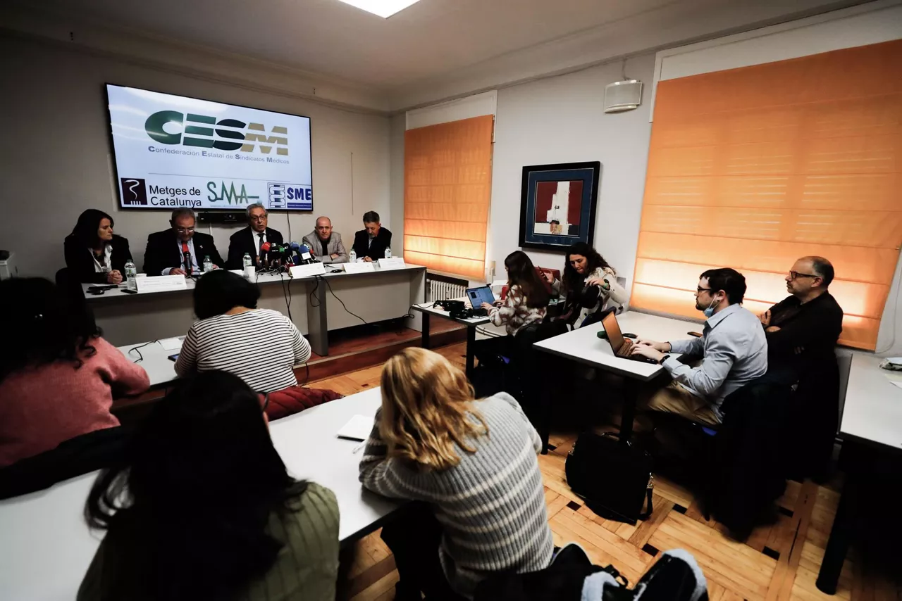 Rueda de prensa de los sindicatos médicos en Madrid.