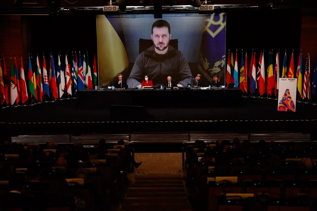 Volodímir Zelenski, en su intervención durante la asamblea de la OTAN en Madrid. Foto: EFE