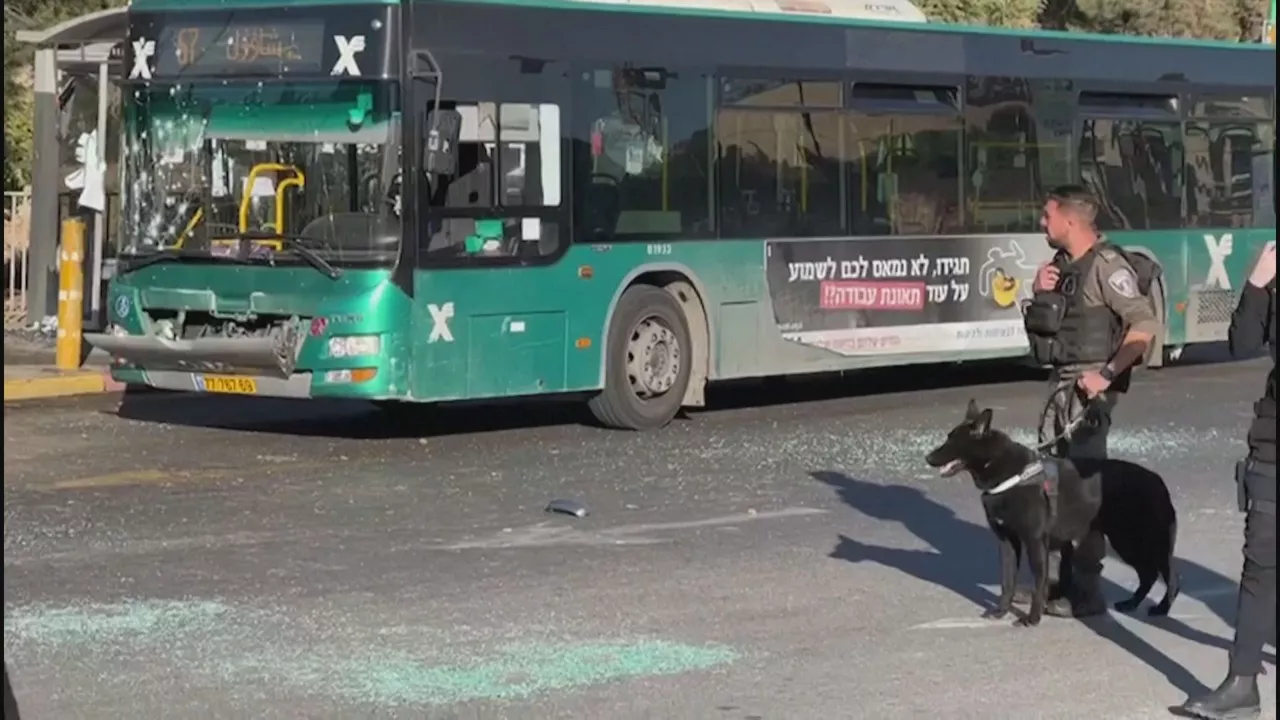 Bomba en Jerusalén. Imagen obtenida de un vídeo de Agencias.