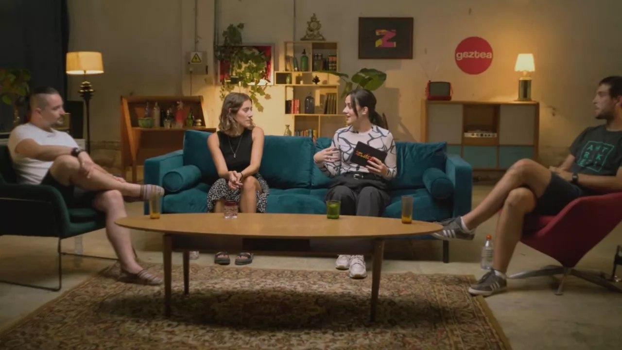 Iñaki Dorronsoro, Uxue Rey eta Mikel Aiartzaguena.