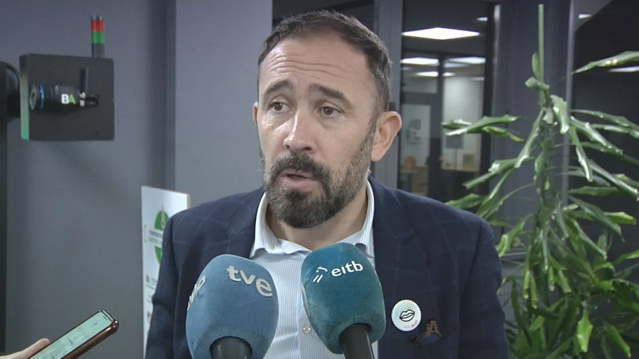 Denis Itxaso.