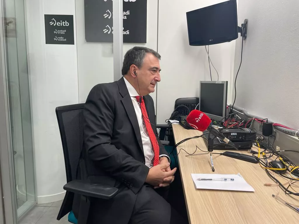 Aitor Esteban en Euskadi Irratia