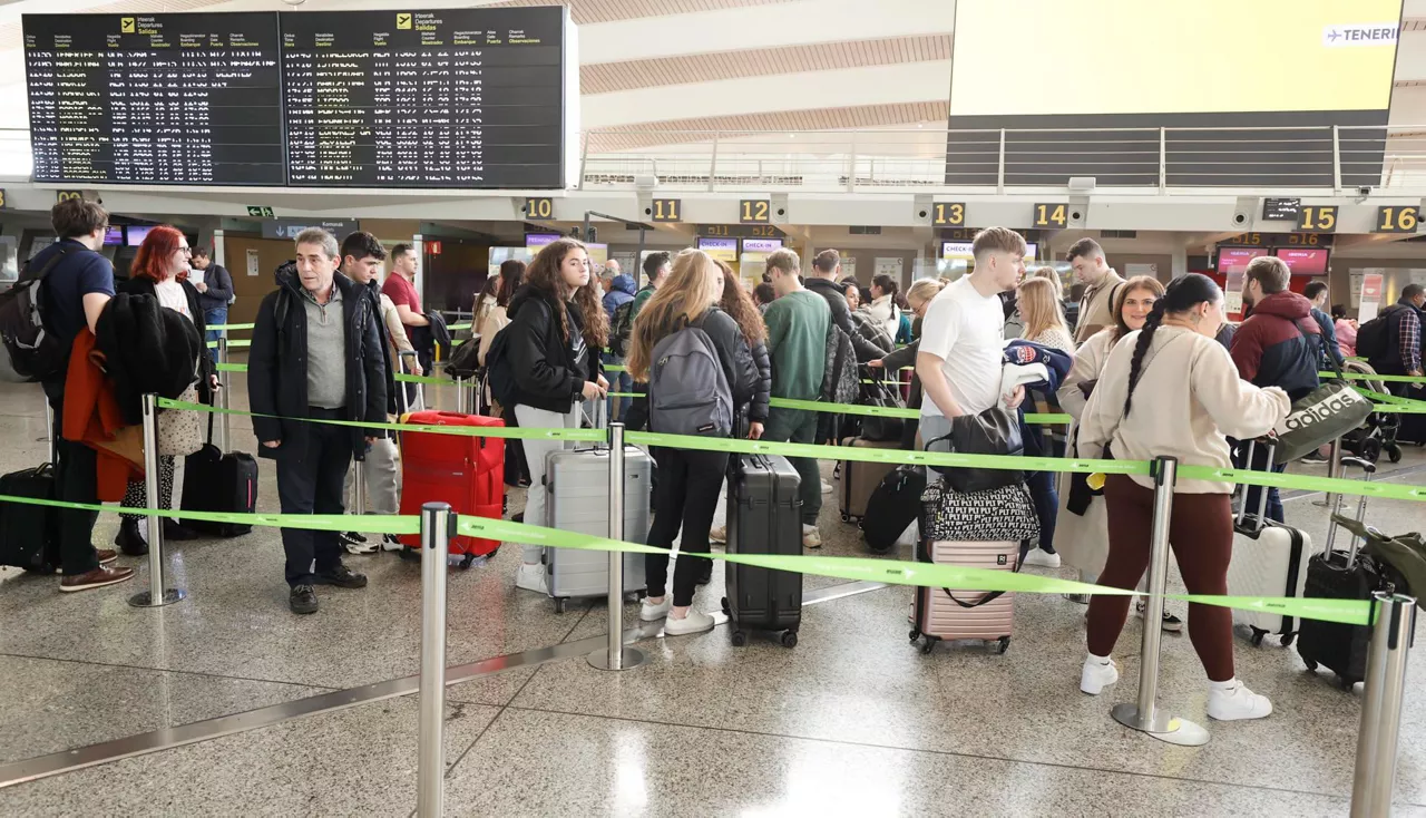 bilboko aireportua loiu bidaiariak efe