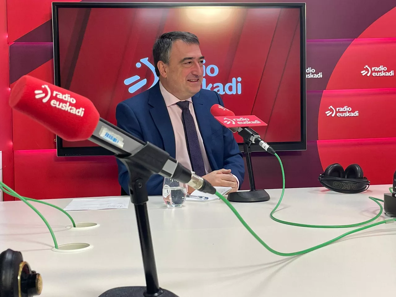 Aitor Esteban Radio Euskadin