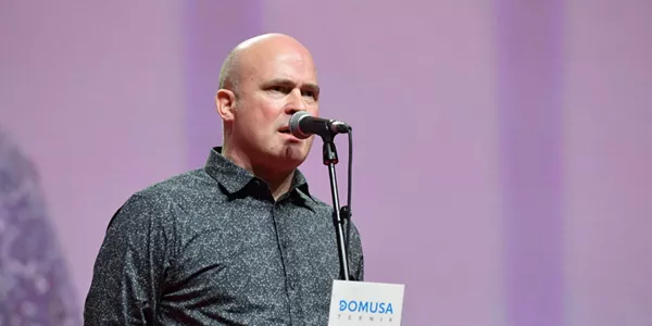 Aitor Mendiluze. Bertsozale Elkartea. 