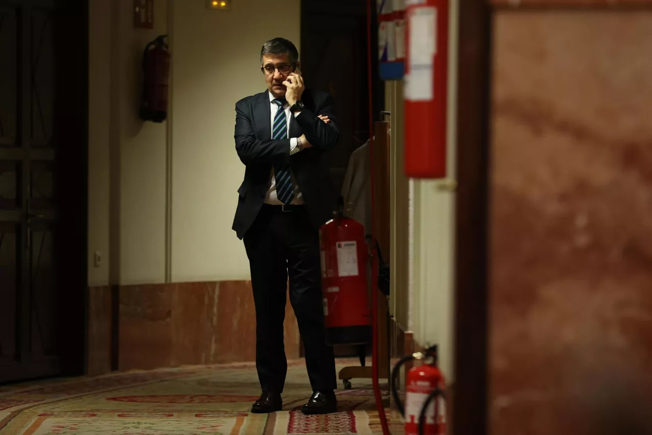 Patxi Lopez PSOEko bozeramailea Kongresuan. Argazkia: EFE