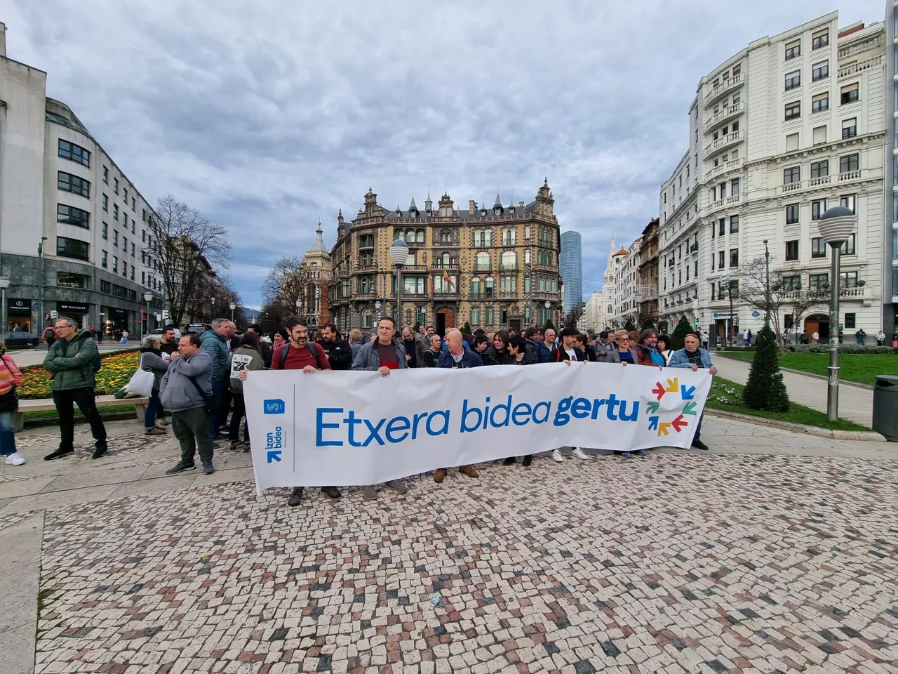 Concentración de sindicatos vascos en Bilbao. Foto: Sare