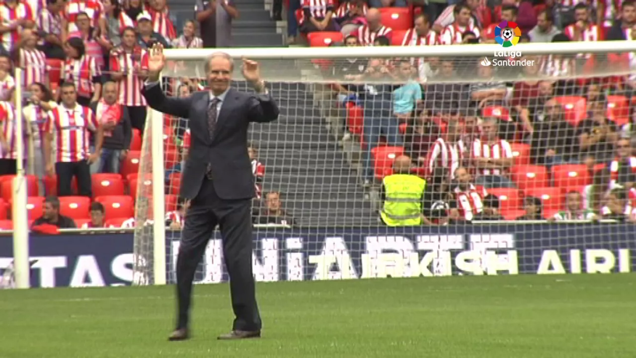 20221223193308_txetxu-rojo_