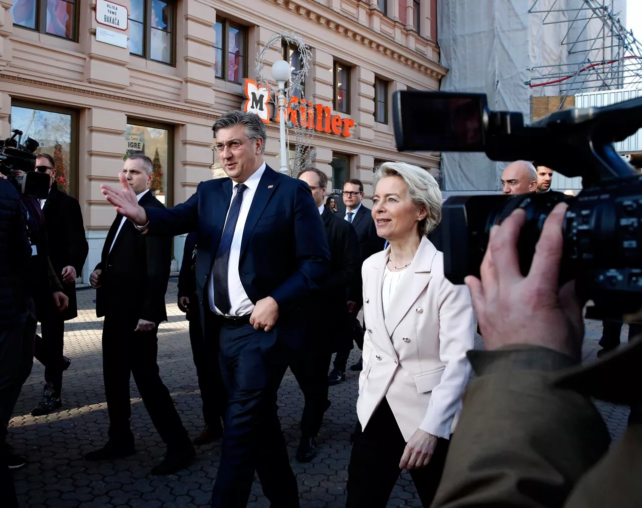 Von der Leyen y Plenkovic. EFE