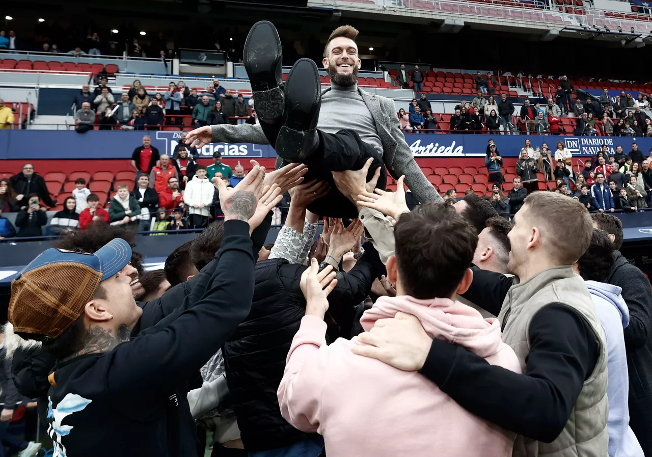 ROBERTO-TORRES-OSASUNA-AGURRA-EFE