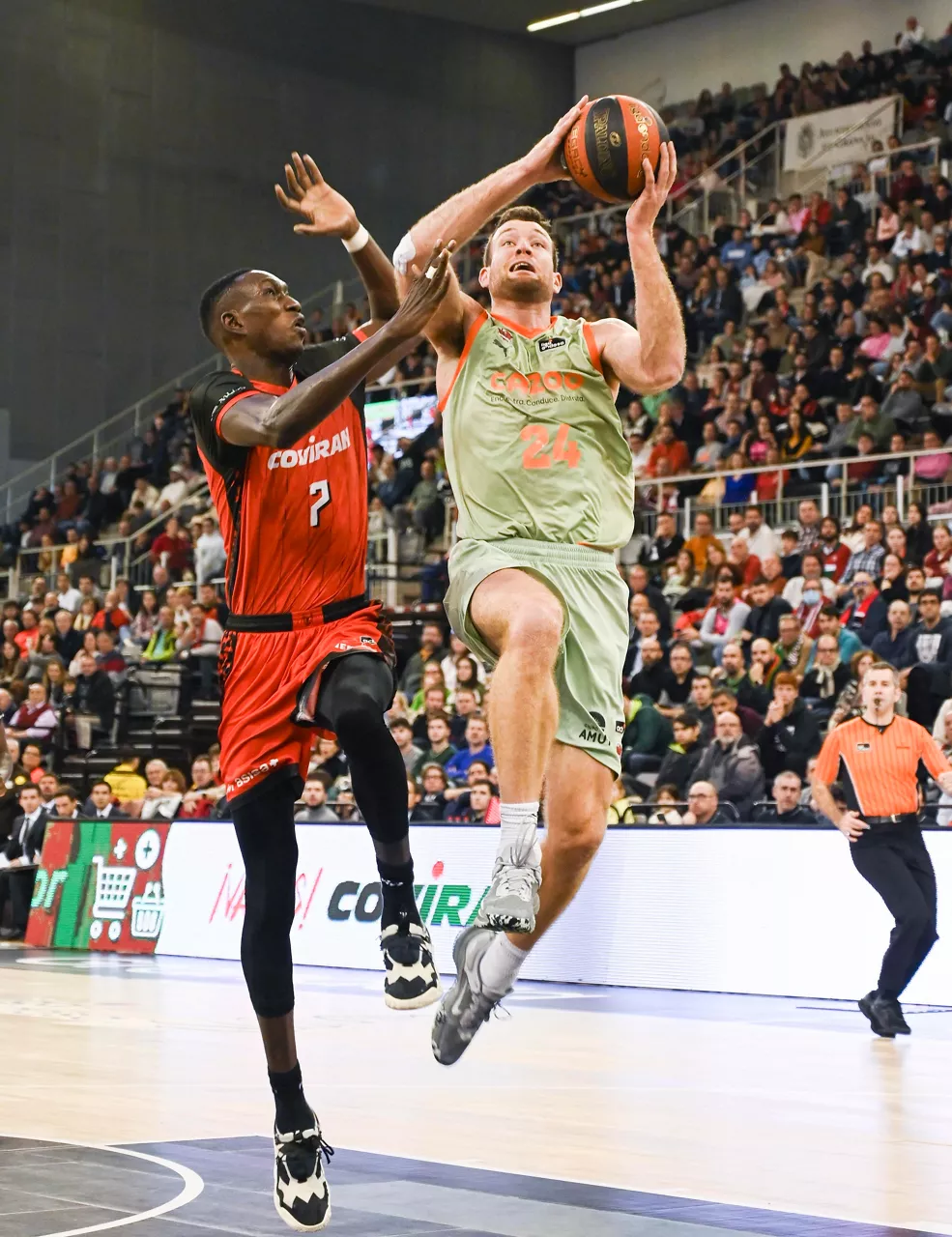 MATT-COSTELLO-BASKONIA-EFE