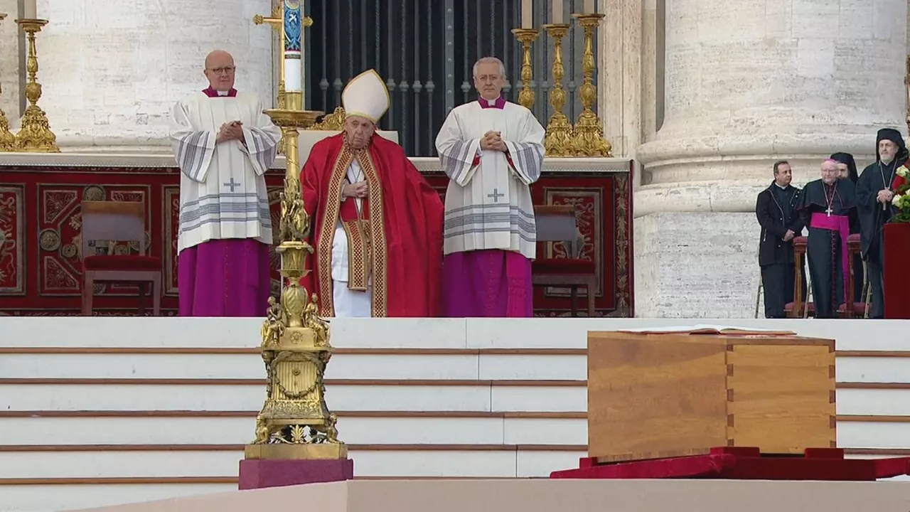 20230105095027_funeral-benedicto-xvi_