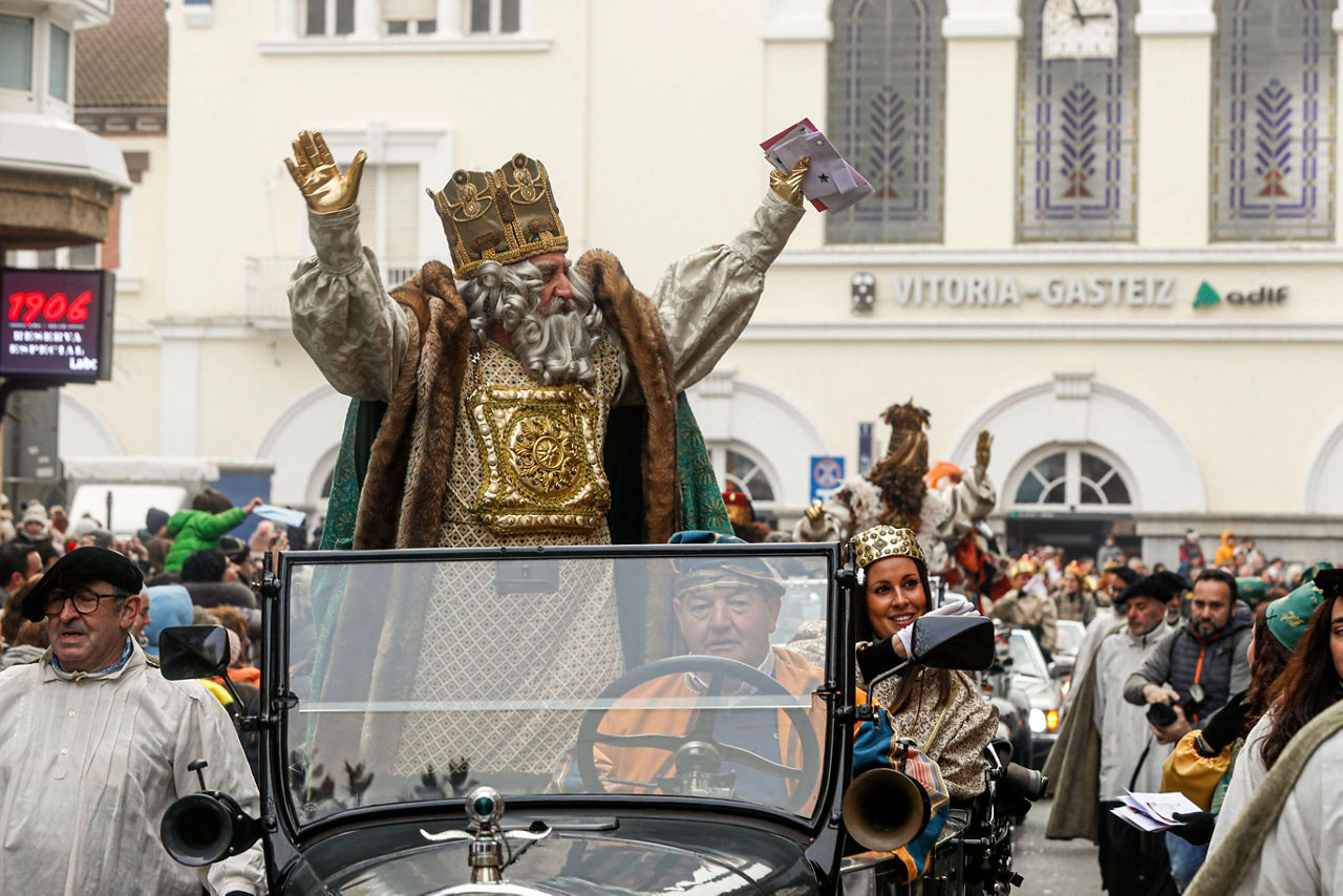 reyes magos errege magoak vitoria gasteiz efe