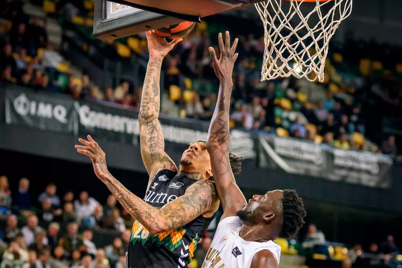 Bilbao Basket UCAM Murtziaren aurkako partidan