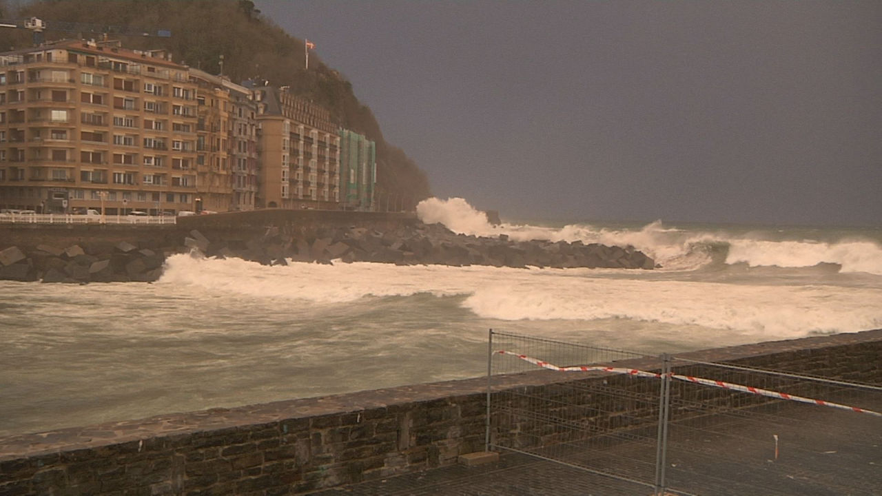 20230109103259_olas-donostia_