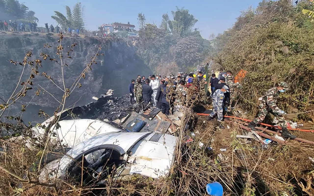 nepal katmandu hegazkin istripua efe