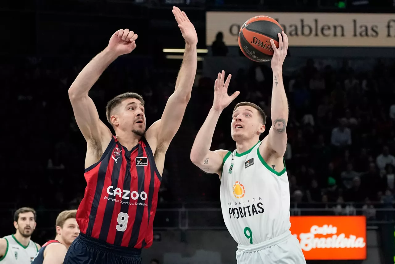 VANJA-MARINKOVIC-BASKONIA-JOVENTUT-EFE