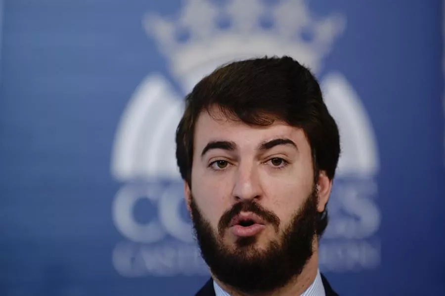 Juan García-Gallardo 