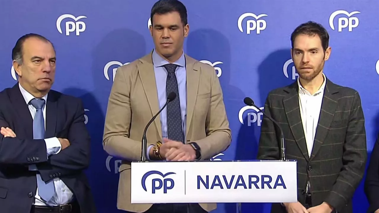 20230117164929_sergio-sayas-y-carlos-garcia-adanero-con-javier-garciarekin_