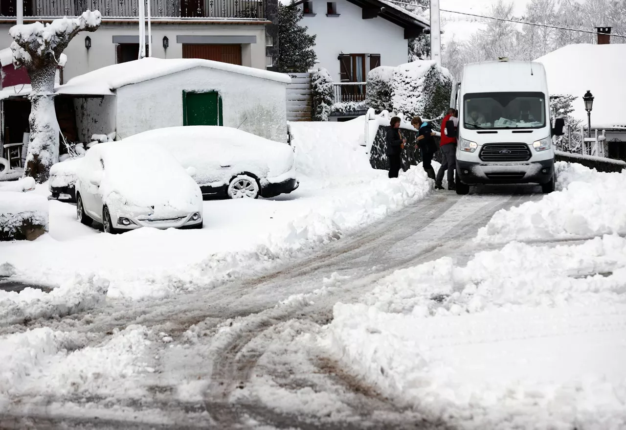 nieve-elurra-gorriti-efe