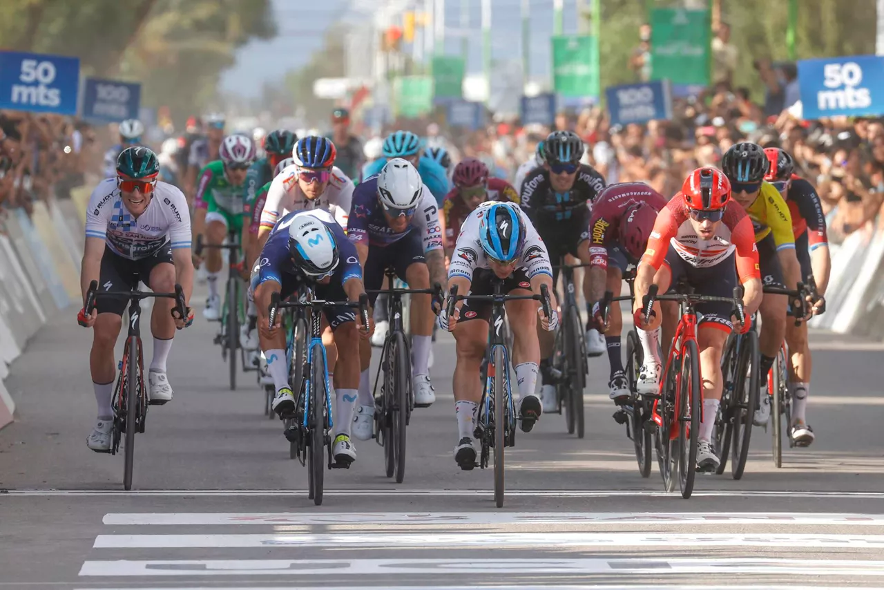 Jon Abetasturi, a la derecha, ha logrado un brillante tercer puesto. Foto: EFE.