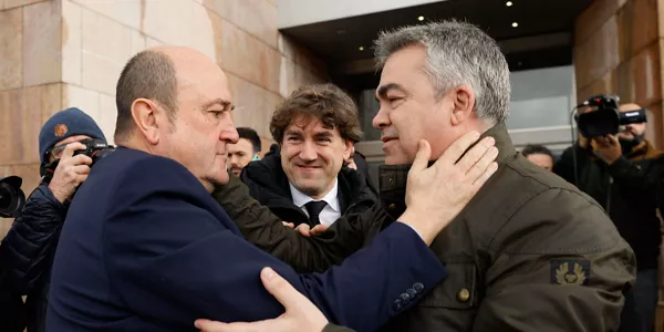   Andoni Ortuzar eta Santos Cerdán