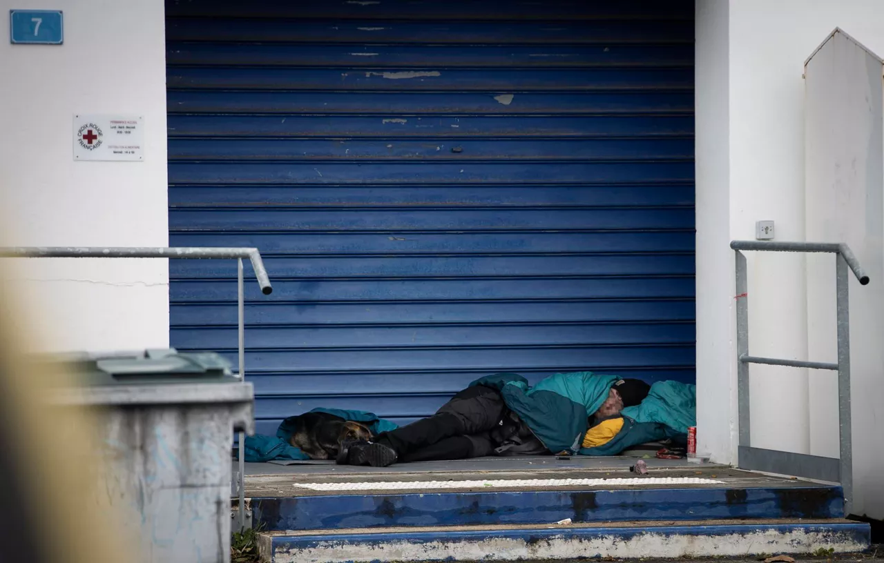 sintecho-dormir-en-la-calle-donostia-san-sebastian-efe