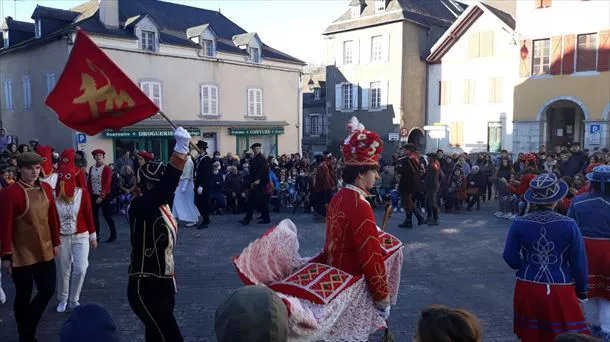 2023ko maskarada, Maule-Lextarren