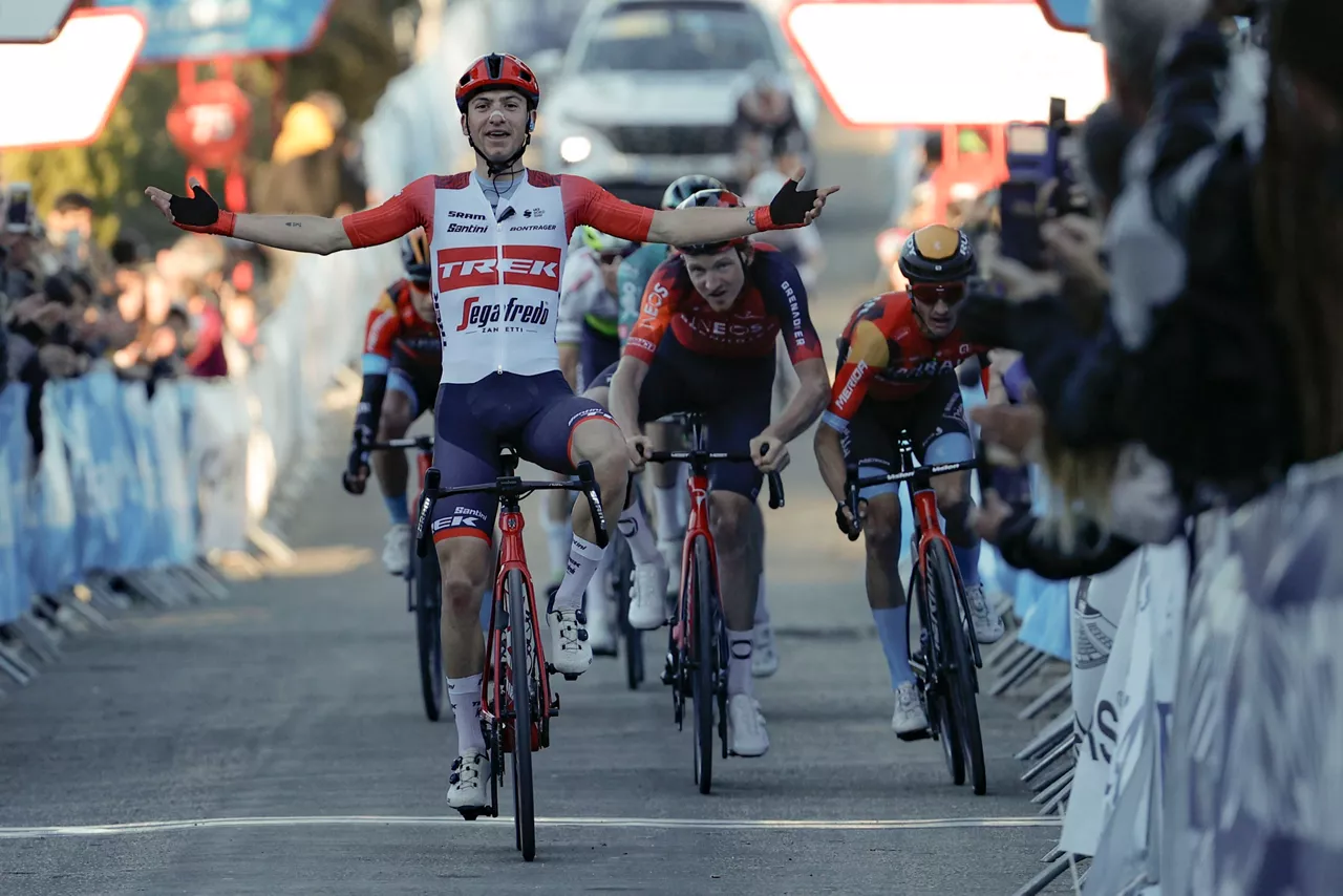 Giulio Ciccone Volta Valencia