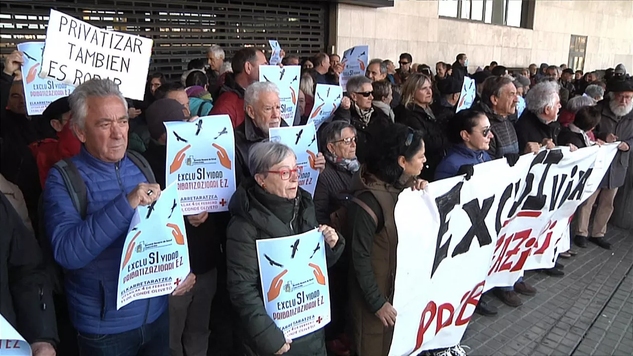 osasunbidea-no-privatizacion-protesta-pamplona-salud-publica_2_1920x1080
