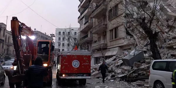 Un edificio colapsado en Alepo (Siria). Foto: EFE