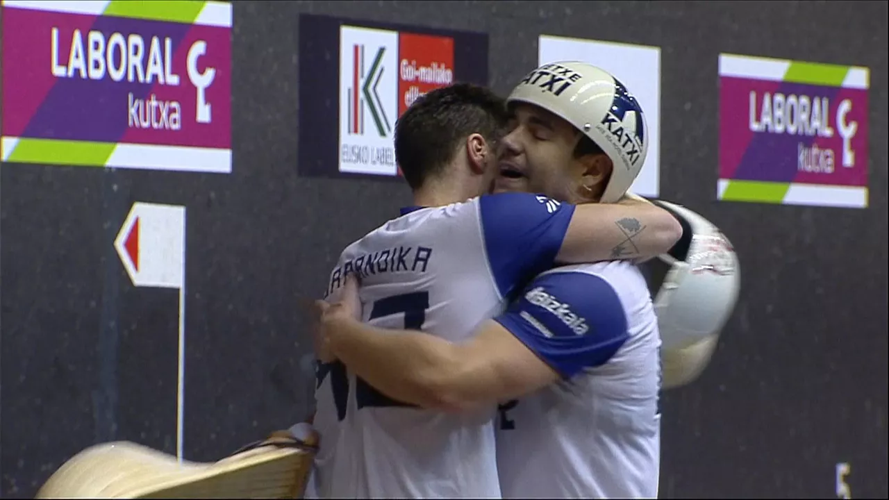 Barandika y Lekerika, en un gran partido, lograron el pase a la final. Foto: EITB Media.