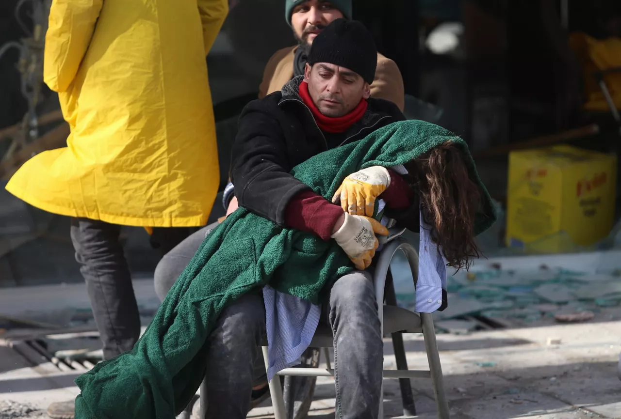 Khramanmaras-hija-turquia-terremotos-efe