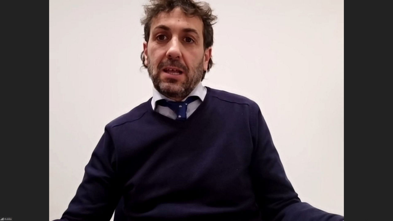 ''No es lo mismo llevar una navaja al monte para pelar una naranja, que portarla en una discoteca''
