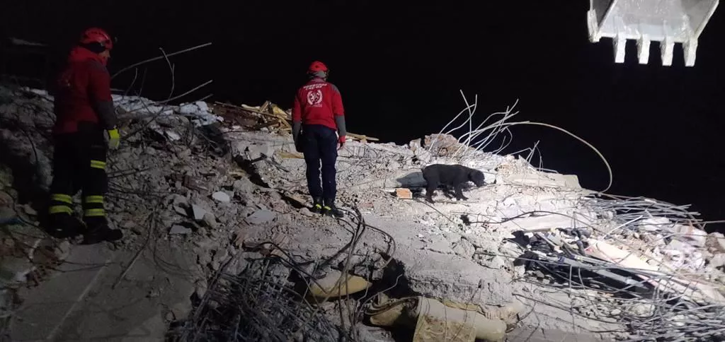 Bomberos-Unidos-Sin-Fronteras-Turquia-terremoto