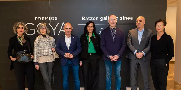 Andoni Aldekoa, director de EITB, con otros cargos directivos.