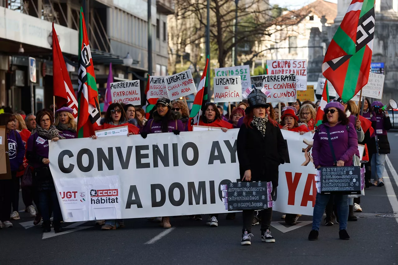 trabajadoras ayuda a domicilio bizkaia protesta huelga greba