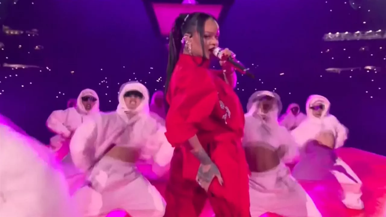20230213170908_rihanna-super-bowl_