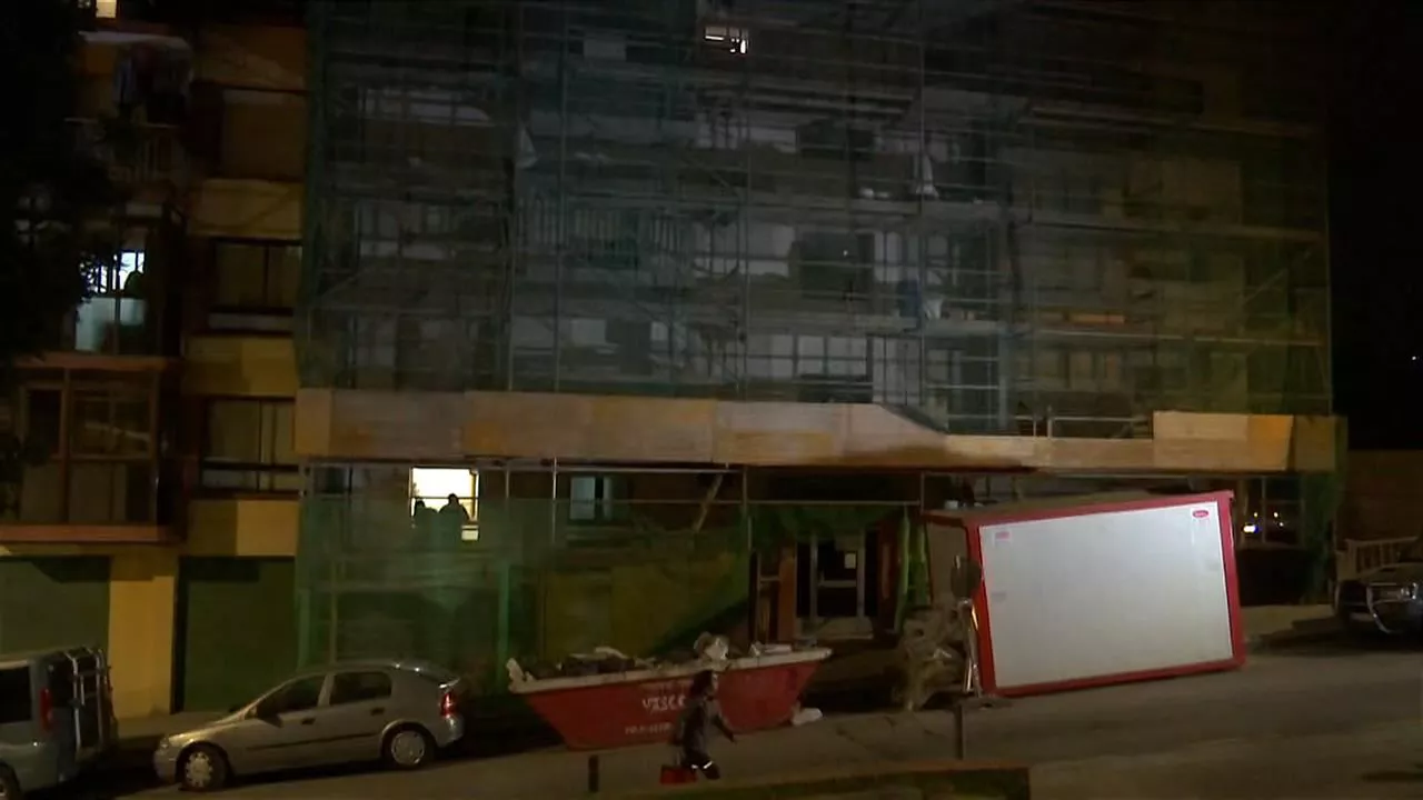 El edificio en obras en el que ha tenido lugar el suceso, en Basauri. Imagen: EITB