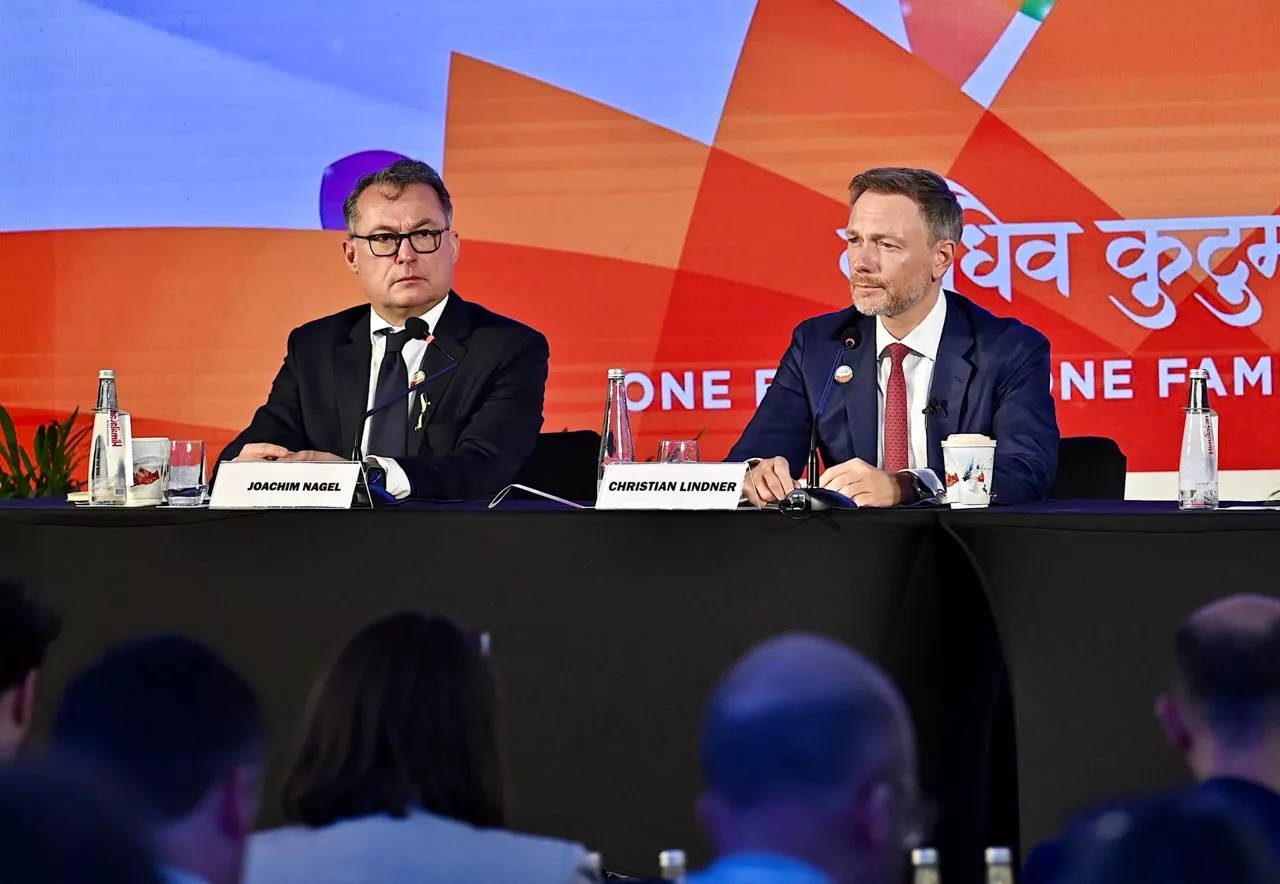 Christian Lindner Alemaniako Finantza ministroa eta Joachim Nagel Alemaniako Banku Federaleko presidente India G20 bileran EFE