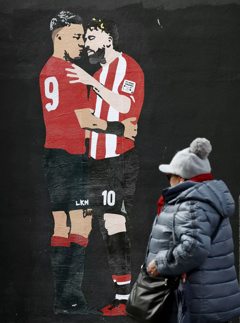 muniain_chimy_avila_grafitia_irunea_EFE