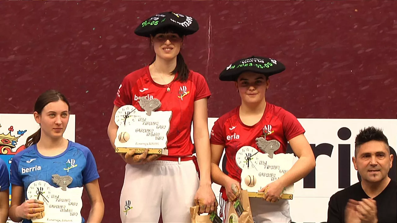 BERROCAL-RUIZ-DE-LARRAMENDI-ADOS-PILOTA-EITB-MEDIA