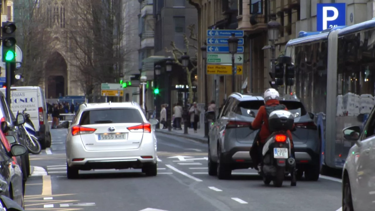 Talde ekologistaren arabera, ibilgailuen trafikoa da kutsaduraren erantzule nagusia.
