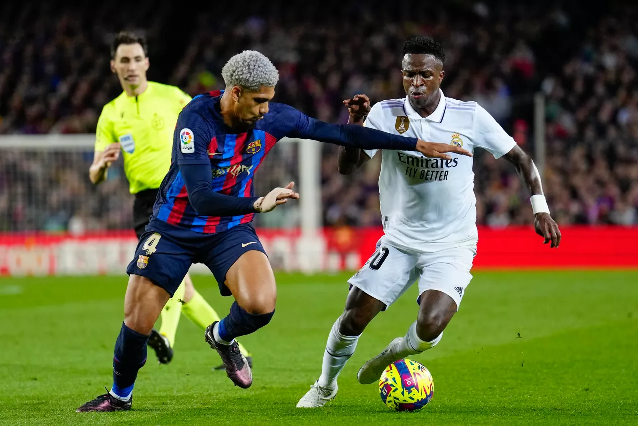 BARCELONA-REAL-MADRID-ARAUJO-VINICIUS