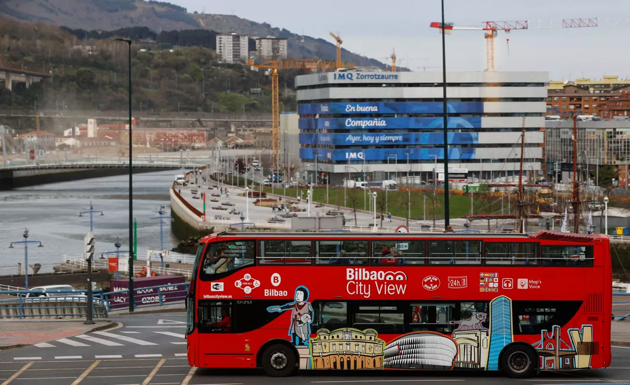 turismo-bilbao-autobus-turistico turistikoa Bilbo turistak-efe