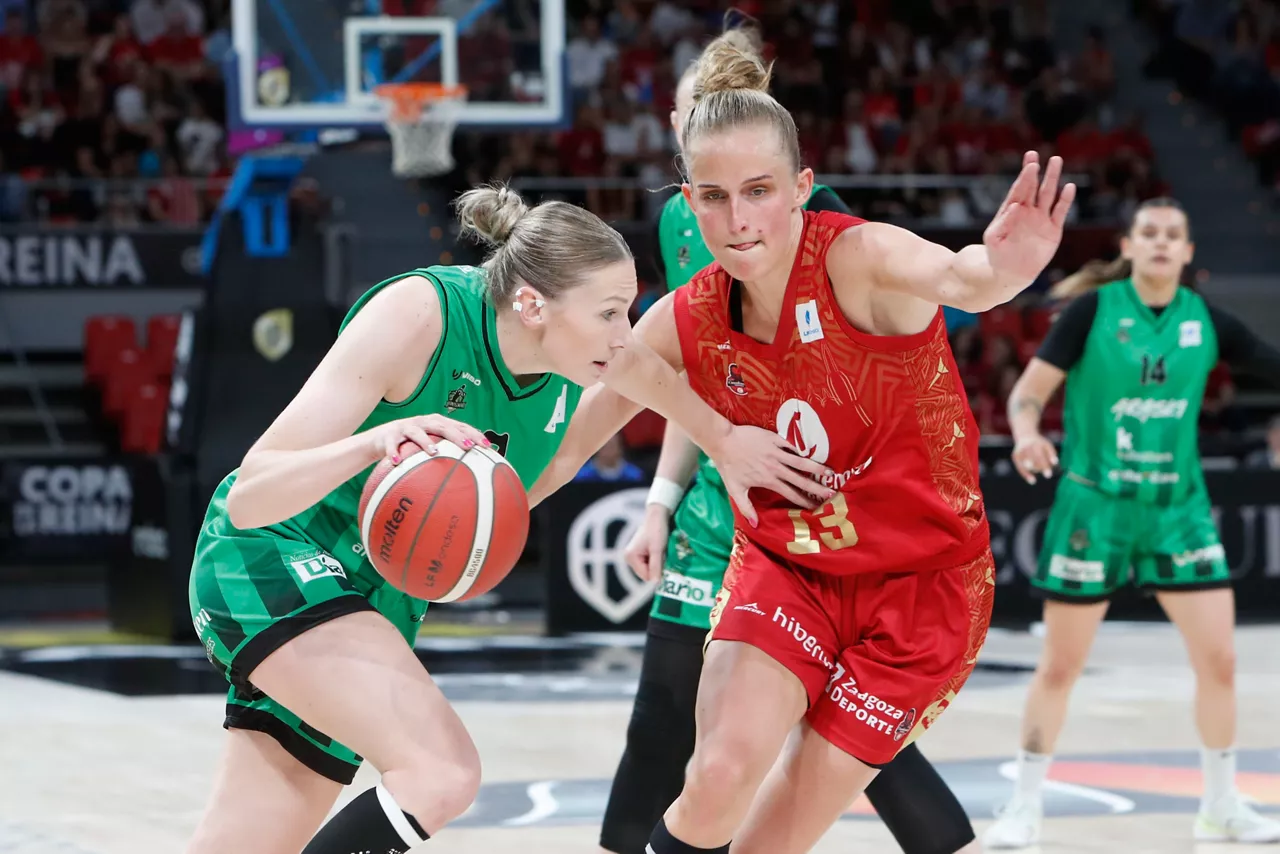 Araski Copa de la Reina Isabelle Van den Adel