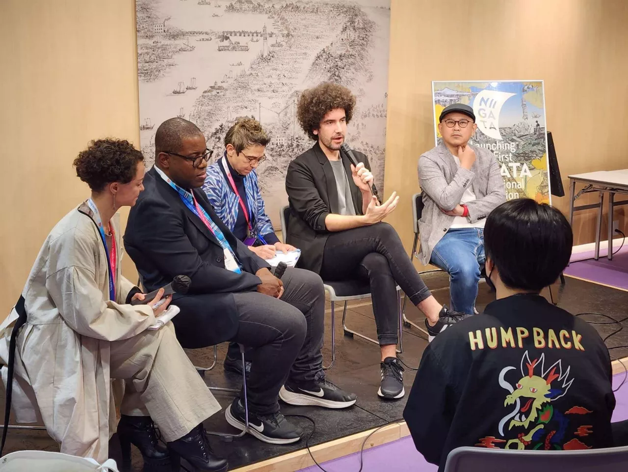 Rueda de prensa en el festival de Niigata