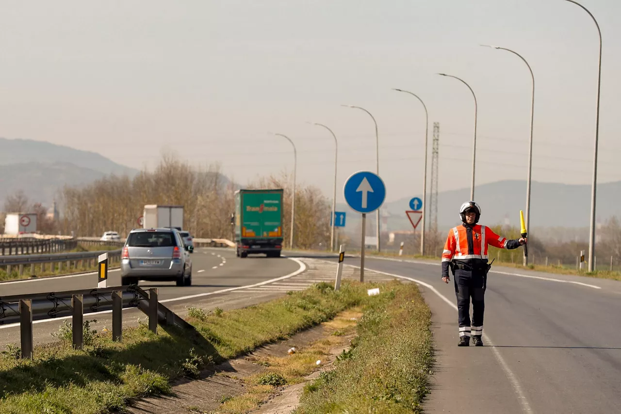 operacion salida irteera operazioa trafico trafikoa ertzaintza efe